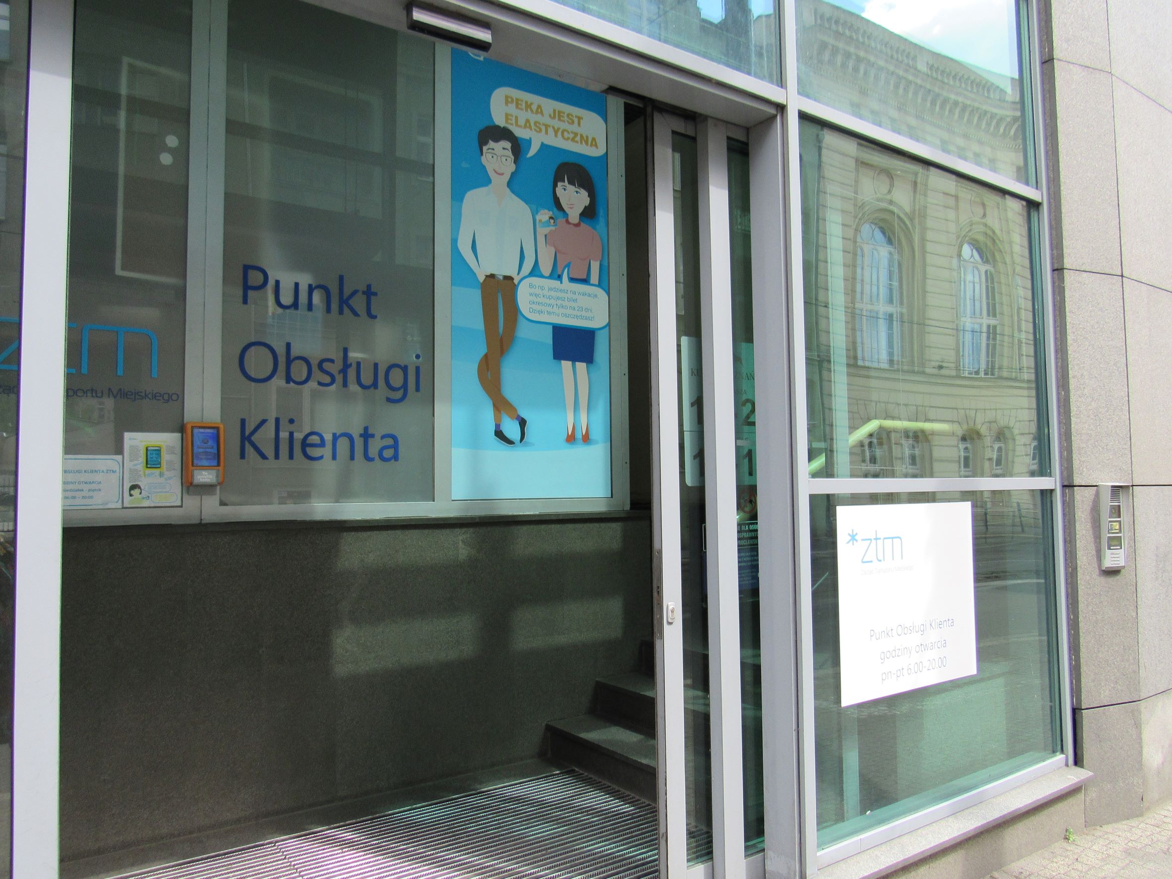 W poniedziałek (14 lutego) ponownie uruchomiony zostanie Punkt Obsługi Klienta w budynku CH Kupiec Poznański przy pl. Wiosny Ludów 