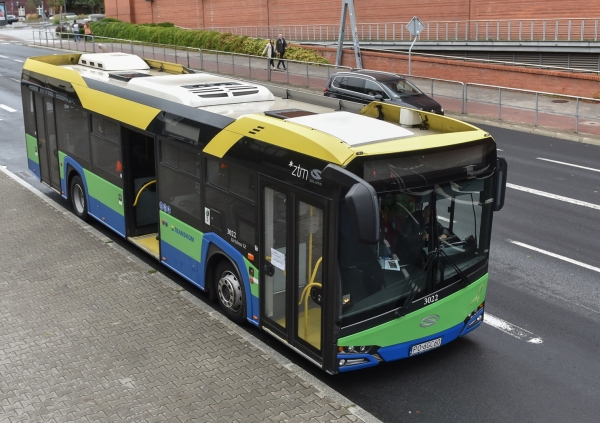fotografia przedstawia autobus przewoznika Transkom Czerwonak wersja na strone ZTM
