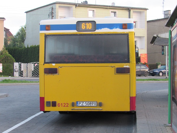 Awaryjna, czasowa zmiana trasy autobusów linii nr 610 i 614,  w rejonie ul. Dworcowej w Luboniu (od poniedziałku, 2 grudnia)