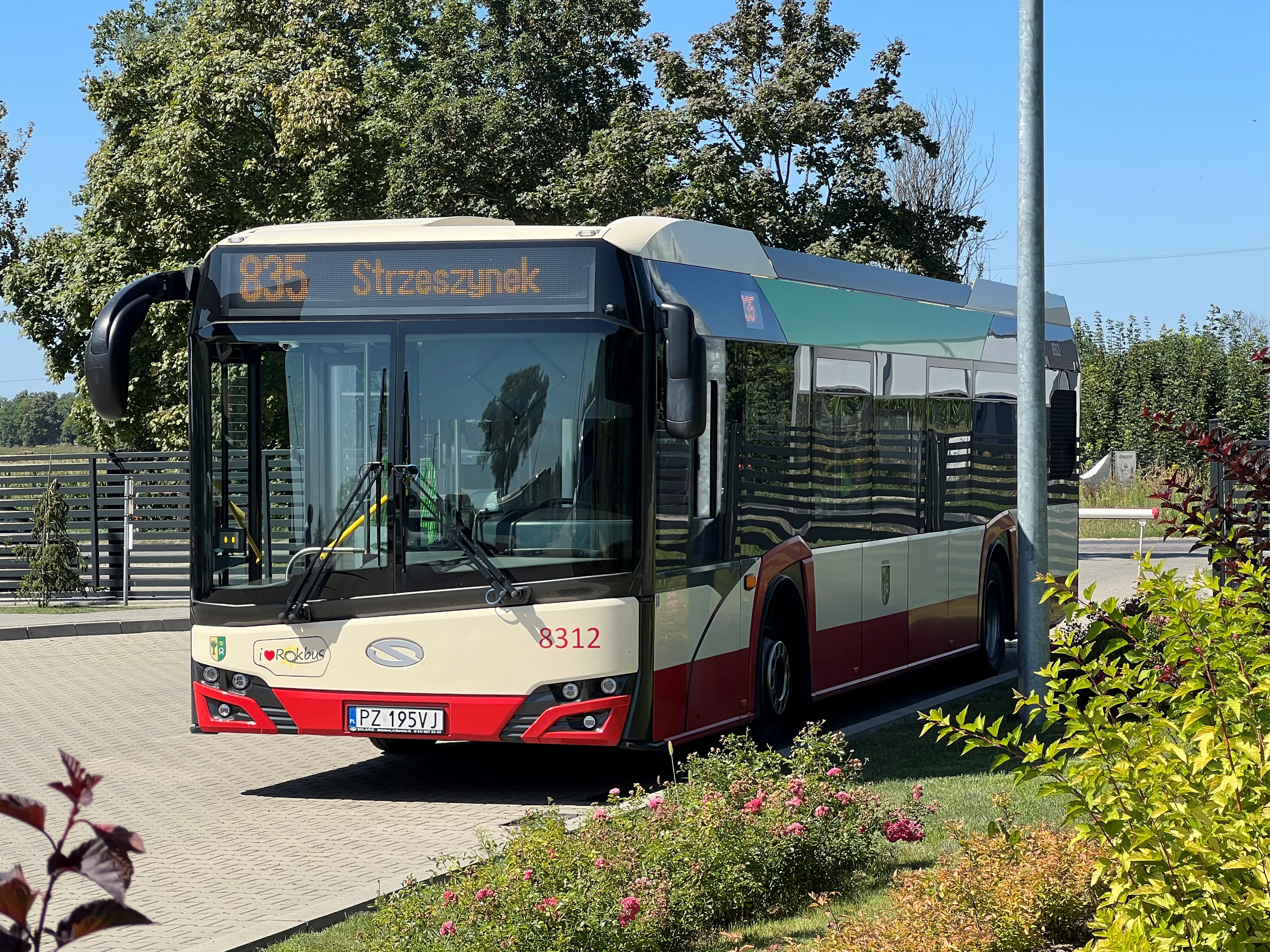 Od poniedziałku (2 września) – wraca zasadniczy rozkład jazdy. Będą też nowe linie podmiejskie 