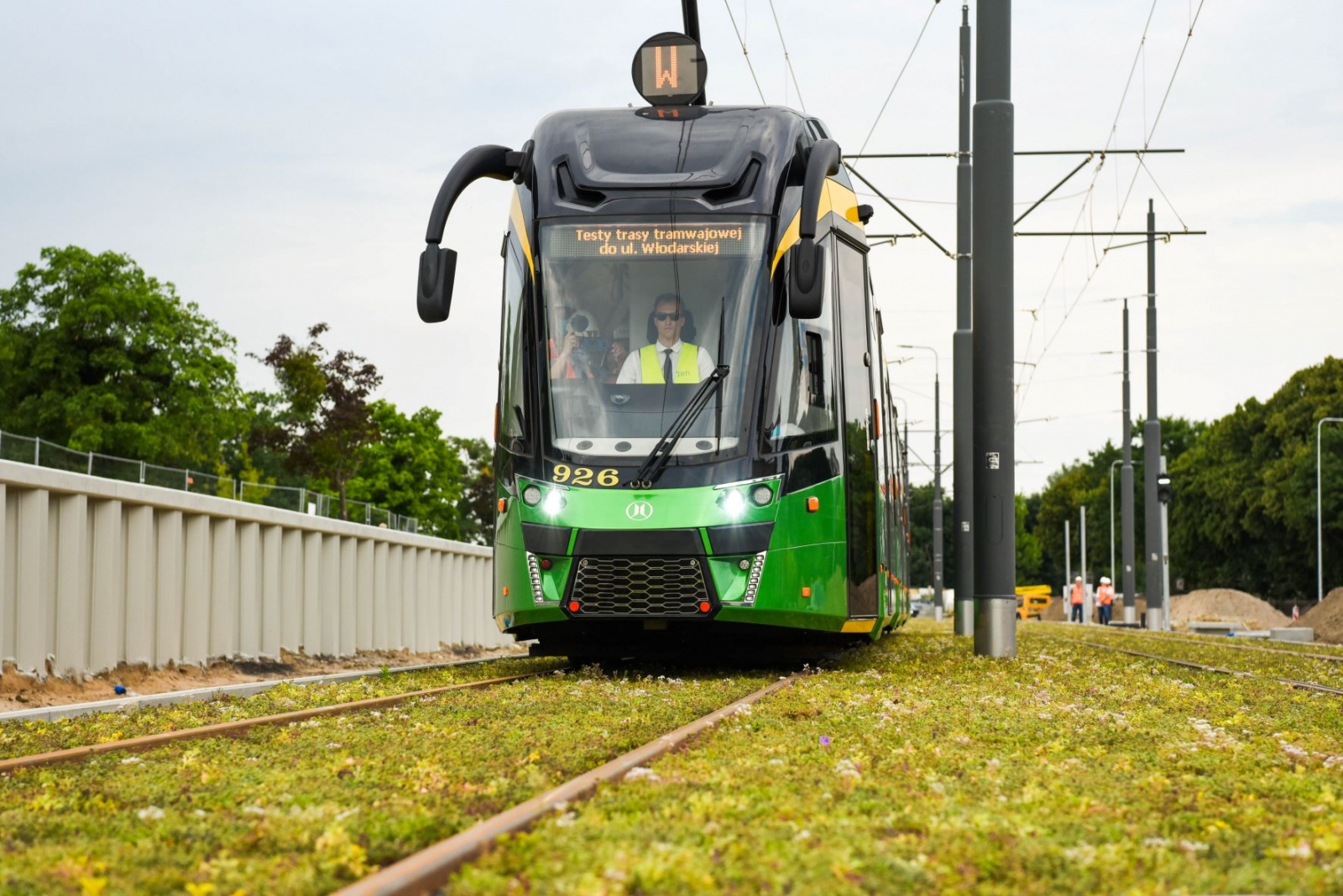 Pierwsze tramwaje na trasie do ul. Włodarskiej!