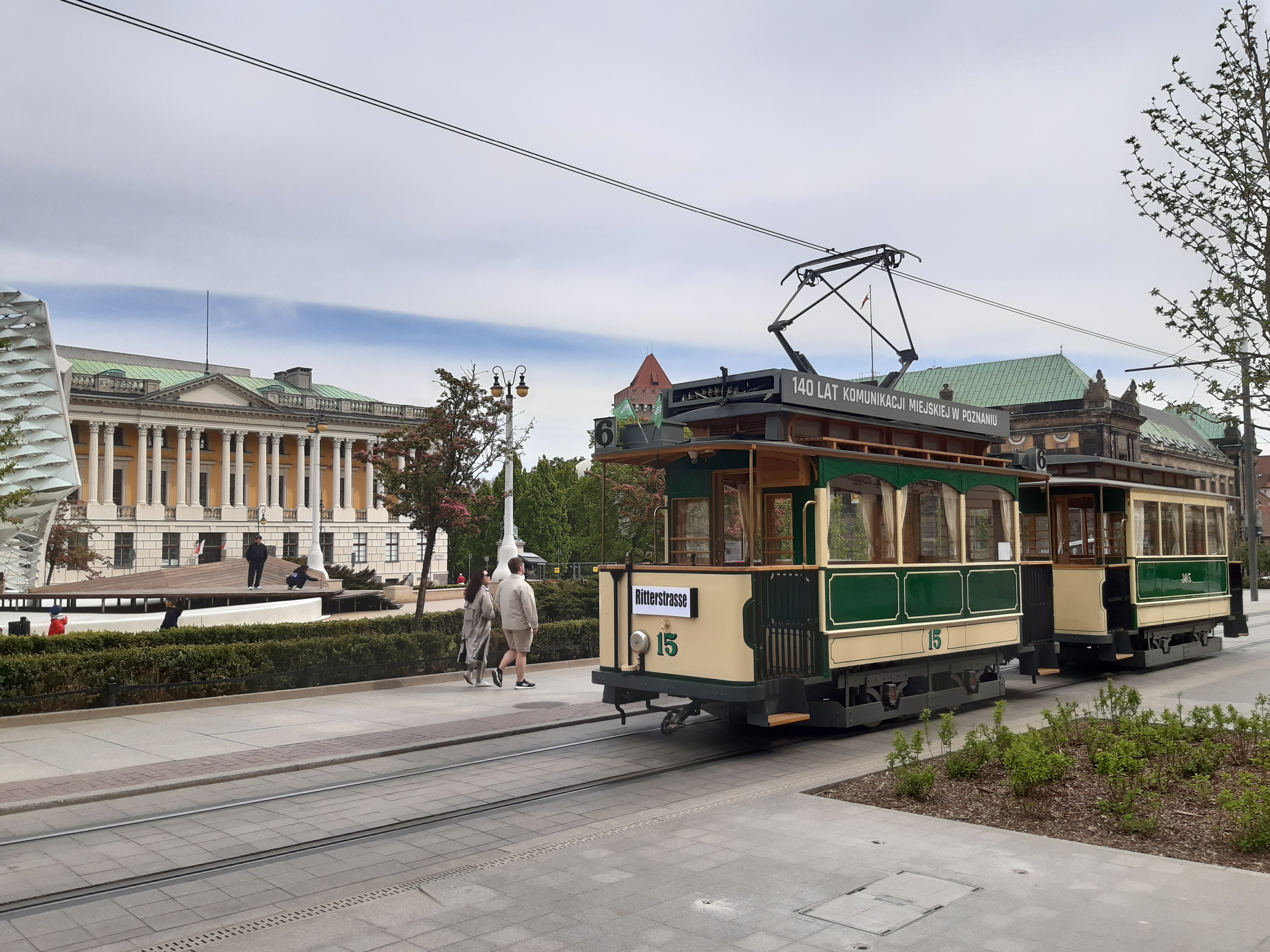 Weekend na liniach turystycznych