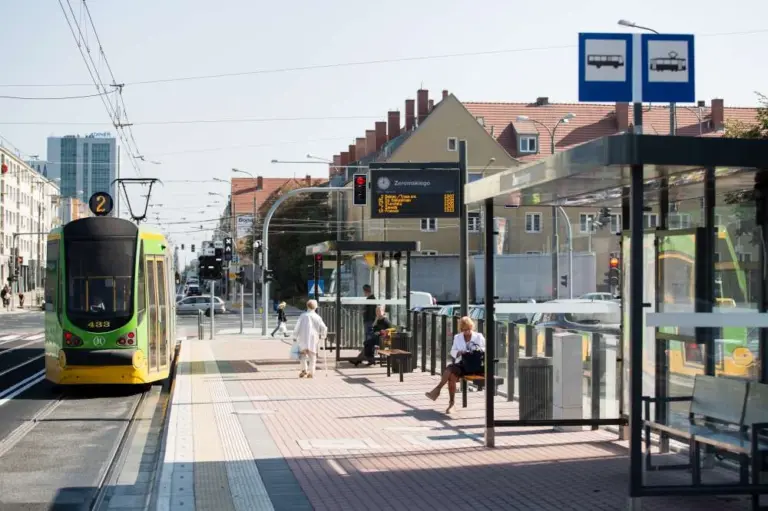 Dąbrowskiego Żeromskiego po modernizacji foto